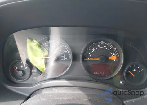 2014 Jeep Compass Sport from USA, damaged, VIN 1C4NJDBB0ED569438